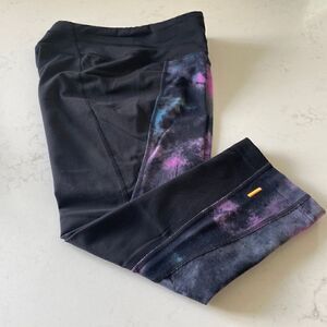 Lucy Cropped Capri Leggings Black Size S EUC